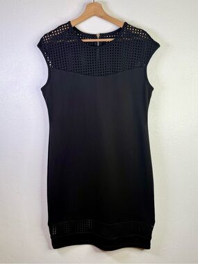 Bisou Bisou Y2K Smooth Black Laser Cut Cocktail Sheath Dress Women's Size 16 LBD